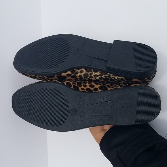 Leopard Print Women's Loafers Size 8 - Picture 6 of 7